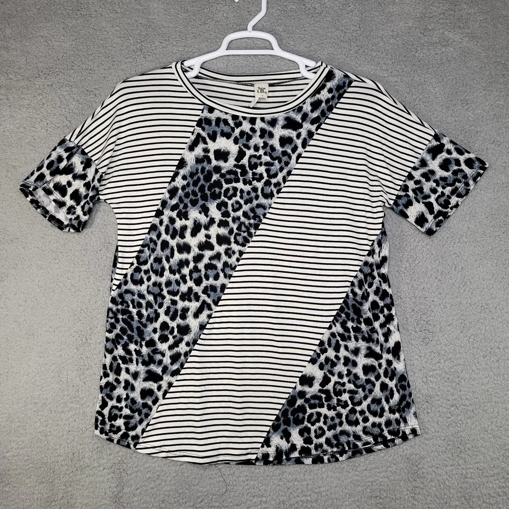 Sew in Love T Shirt Womens Fits XL Animal Print Striped Gray Patchwork Statement